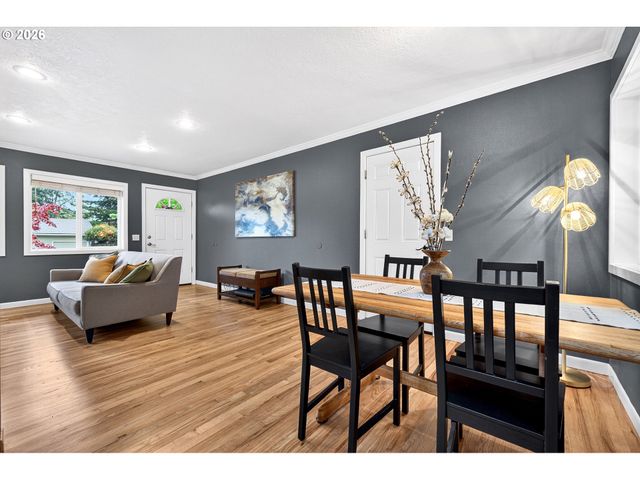 11375 Ne EVERETT St, Portland, OR 97220