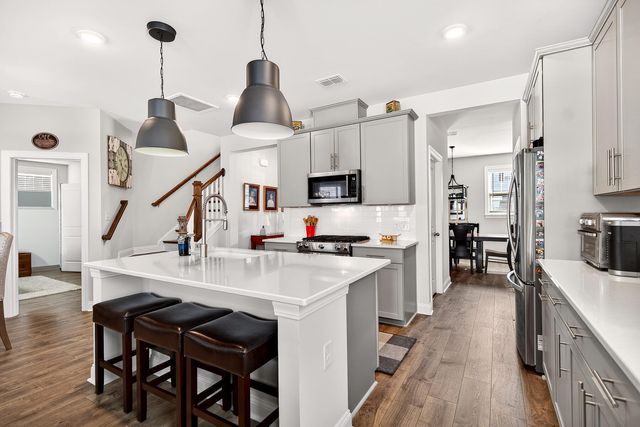 250 Rowans Creek Drive, Charleston, SC 29492