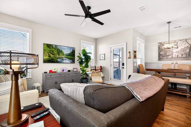 250 Rowans Creek Drive, Charleston, SC 29492