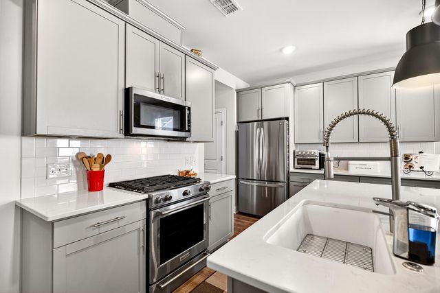 250 Rowans Creek Drive, Charleston, SC 29492