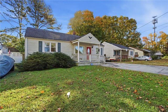 16 Stevens PL, Portsmouth, VA 23702