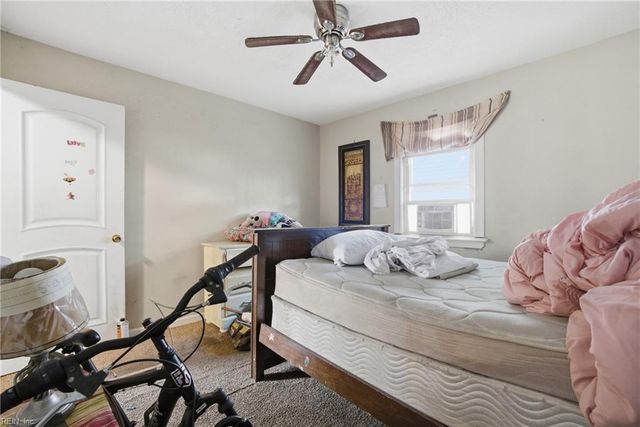 16 Stevens PL, Portsmouth, VA 23702