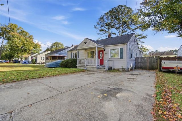 16 Stevens PL, Portsmouth, VA 23702