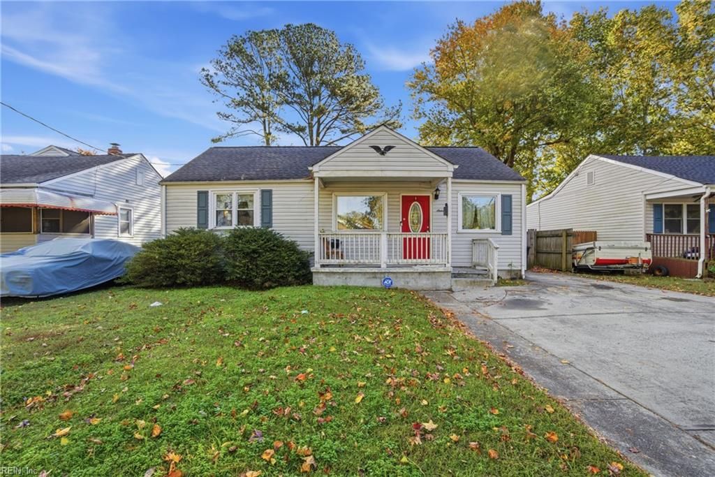 16 Stevens PL, Portsmouth, VA 23702