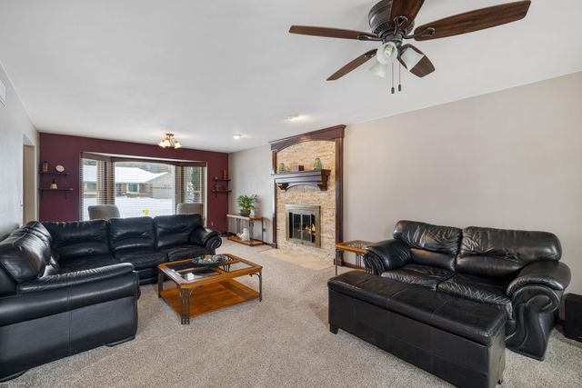 8621 Woodsman Drive, Washington, MI 48094