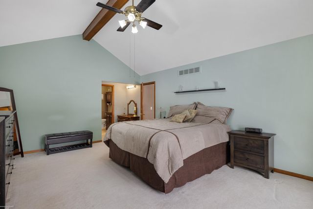 8621 Woodsman Drive, Washington, MI 48094