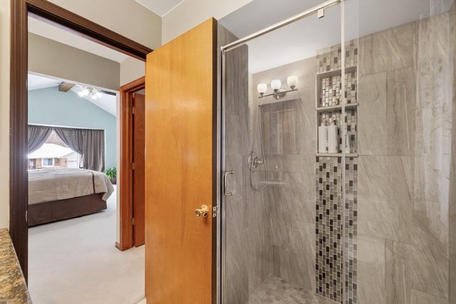 8621 Woodsman Drive, Washington, MI 48094