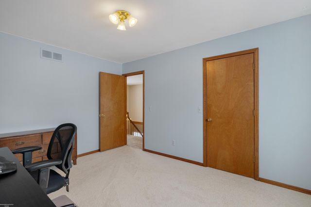 8621 Woodsman Drive, Washington, MI 48094