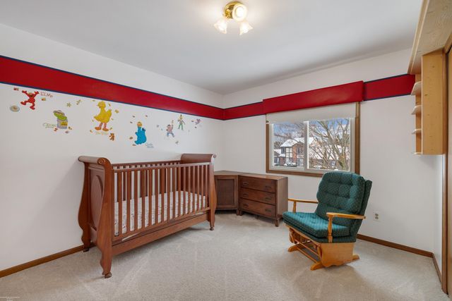 8621 Woodsman Drive, Washington, MI 48094