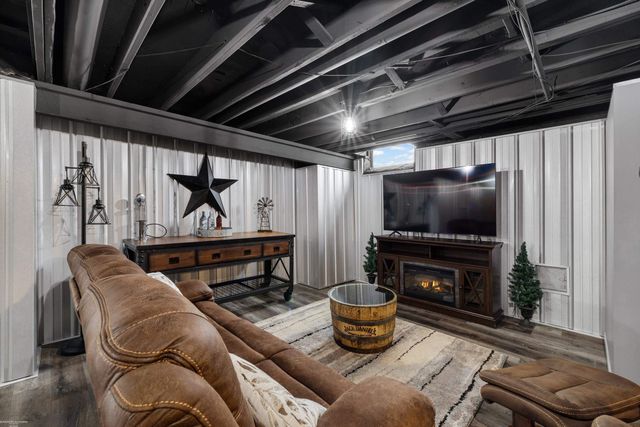 8621 Woodsman Drive, Washington, MI 48094