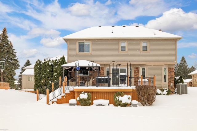 8621 Woodsman Drive, Washington, MI 48094