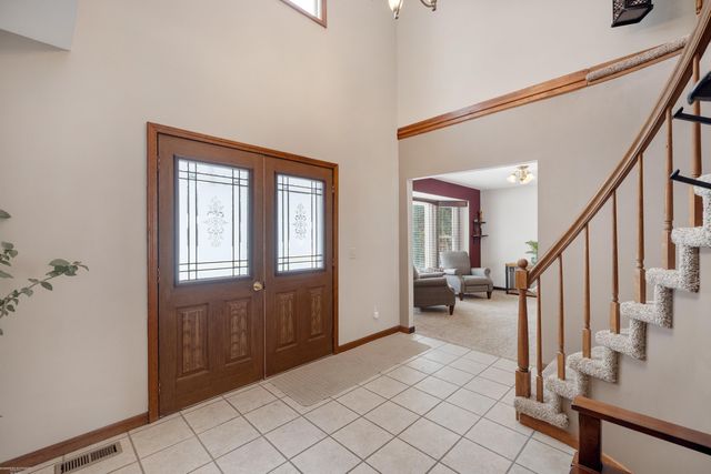 8621 Woodsman Drive, Washington, MI 48094