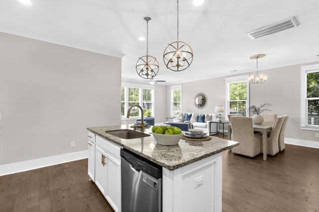 232 Summers Drive, Summerville, SC 29485