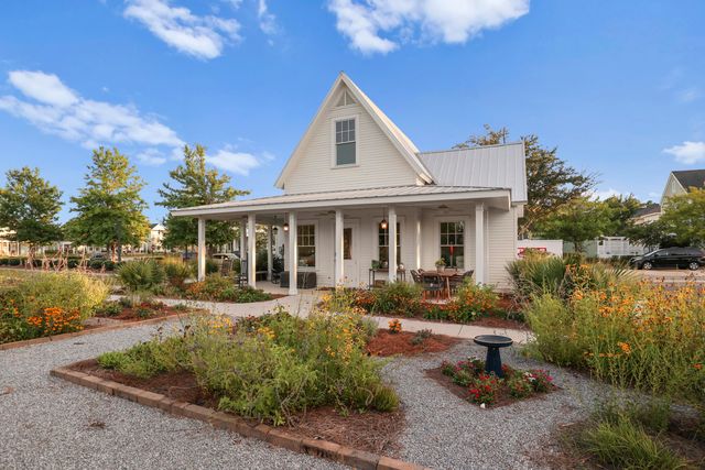 232 Summers Drive, Summerville, SC 29485