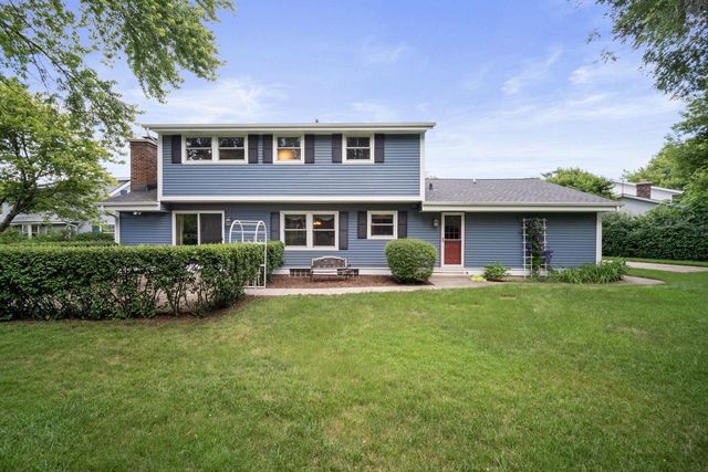7291 Huckleberry COURT, Greendale, WI 53129