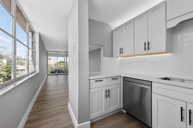 9420 Tangerine Pl 407, Davie, FL 33324