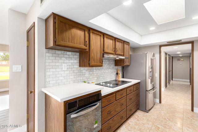 18442 N 104TH Avenue, Sun City, AZ 85373