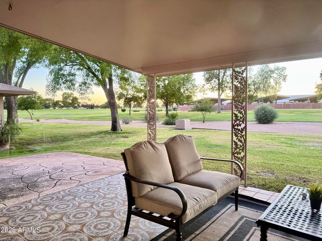 18442 N 104TH Avenue, Sun City, AZ 85373