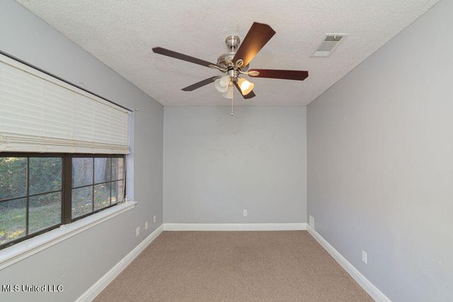 1000 Abbott Street, Picayune, MS 39466