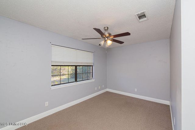 1000 Abbott Street, Picayune, MS 39466