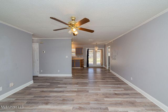 1000 Abbott Street, Picayune, MS 39466