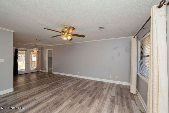 1000 Abbott Street, Picayune, MS 39466