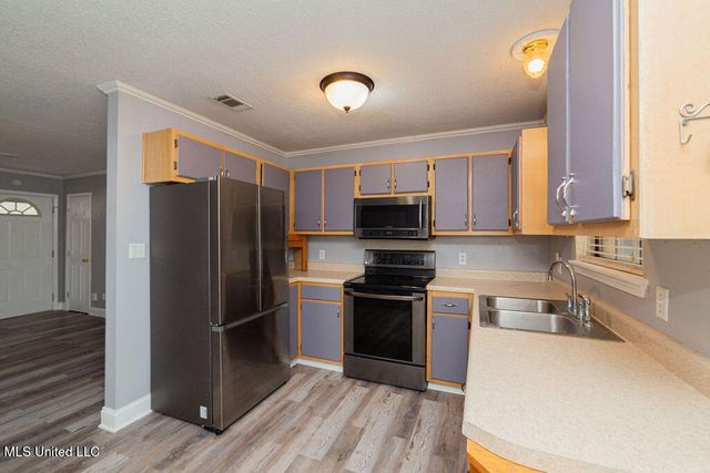 1000 Abbott Street, Picayune, MS 39466