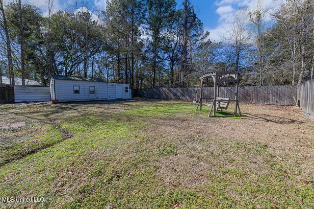 1000 Abbott Street, Picayune, MS 39466