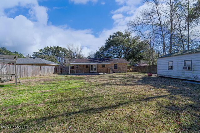 1000 Abbott Street, Picayune, MS 39466