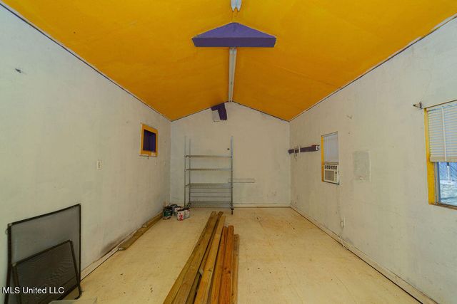 1000 Abbott Street, Picayune, MS 39466