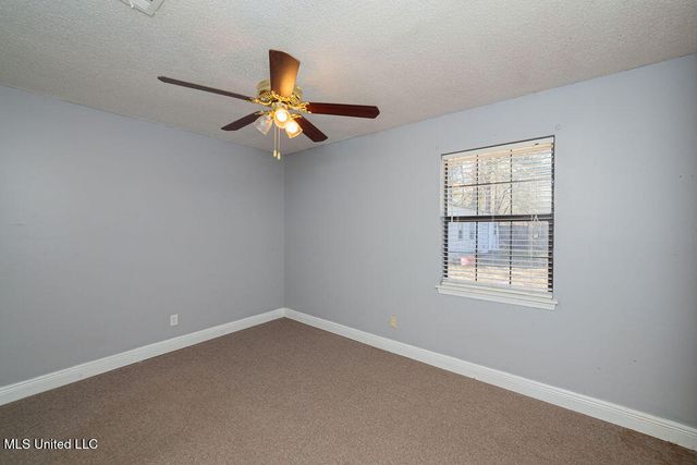 1000 Abbott Street, Picayune, MS 39466