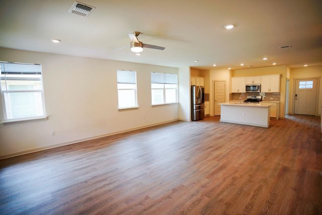 10601 Gonzales Ranger PASS, Austin, TX 78754