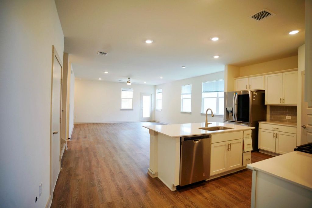 10601 Gonzales Ranger PASS, Austin, TX 78754