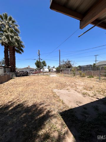 1014 30th Street, Bakersfield, CA 93301