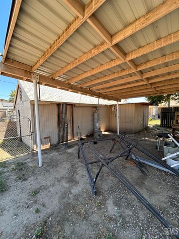 1014 30th Street, Bakersfield, CA 93301