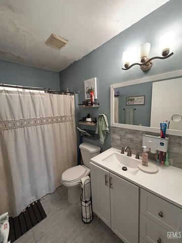 1014 30th Street, Bakersfield, CA 93301