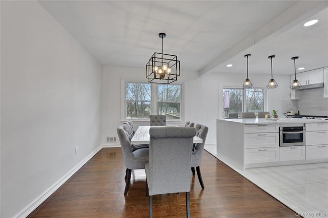 8 Jodi Lane, New City, NY 10956