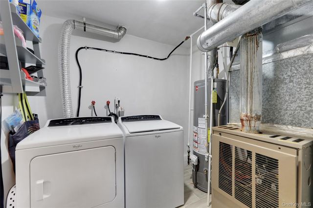 8 Jodi Lane, New City, NY 10956