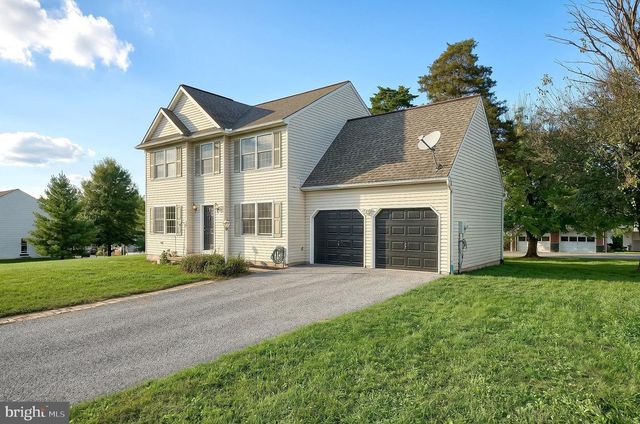 3241 WALKER AVE, Dover, PA 17315