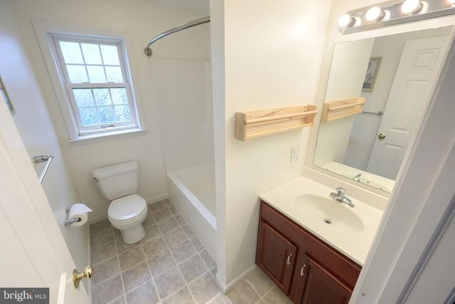 3241 WALKER AVE, Dover, PA 17315