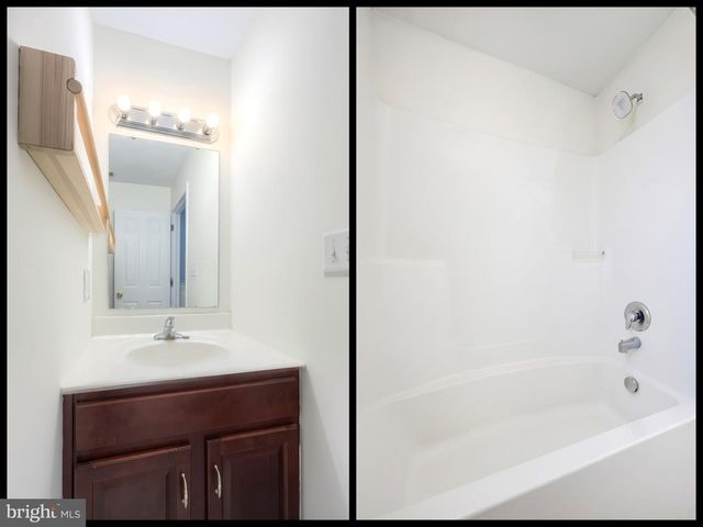 3241 WALKER AVE, Dover, PA 17315
