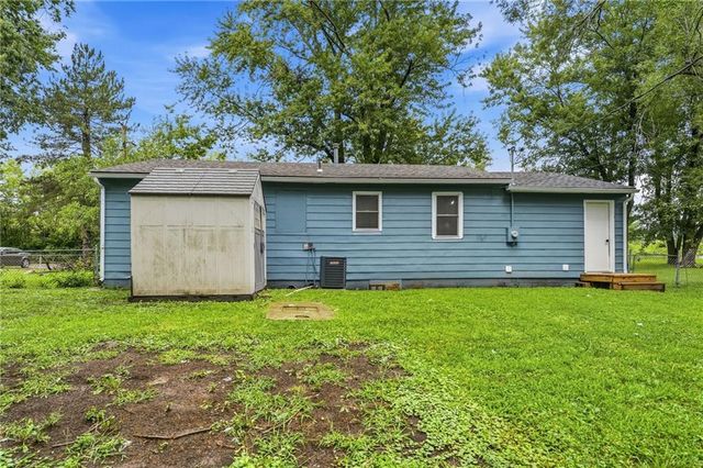 17249 S Prospect Avenue, Belton, MO 64012