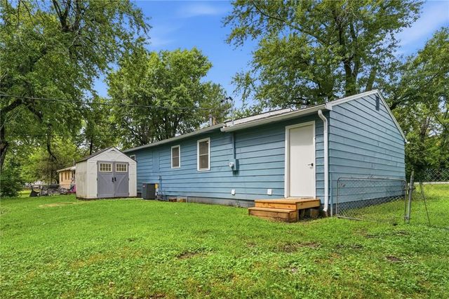 17249 S Prospect Avenue, Belton, MO 64012