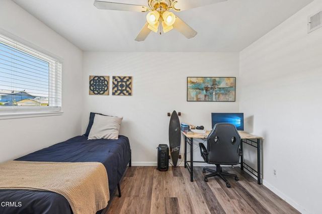 2042 Dunnigan Street, Camarillo, CA 93010
