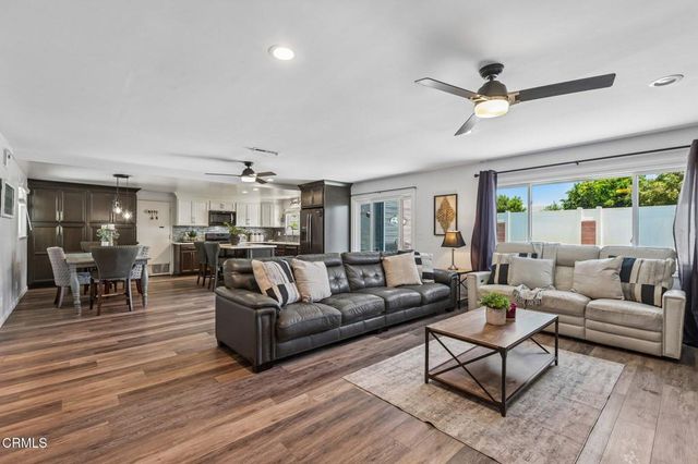 2042 Dunnigan Street, Camarillo, CA 93010