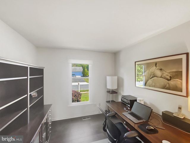 13905 DEVIAR DR, Centreville, VA 20120