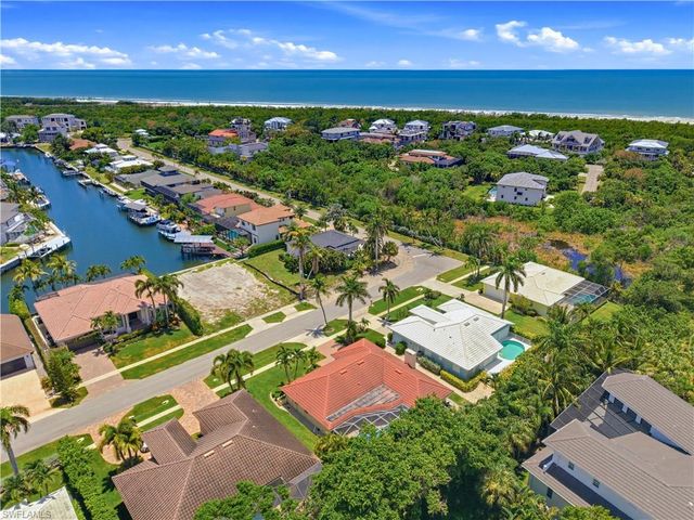306 Colonial AVE, Marco Island, FL 34145