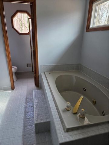 195 Bennington Drive, Stockbridge, GA 30281