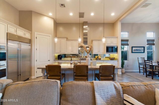 7258 E HIGH POINT Drive, Scottsdale, AZ 85266