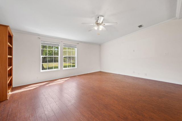 2906 Shannon Court, Humble, TX 77396